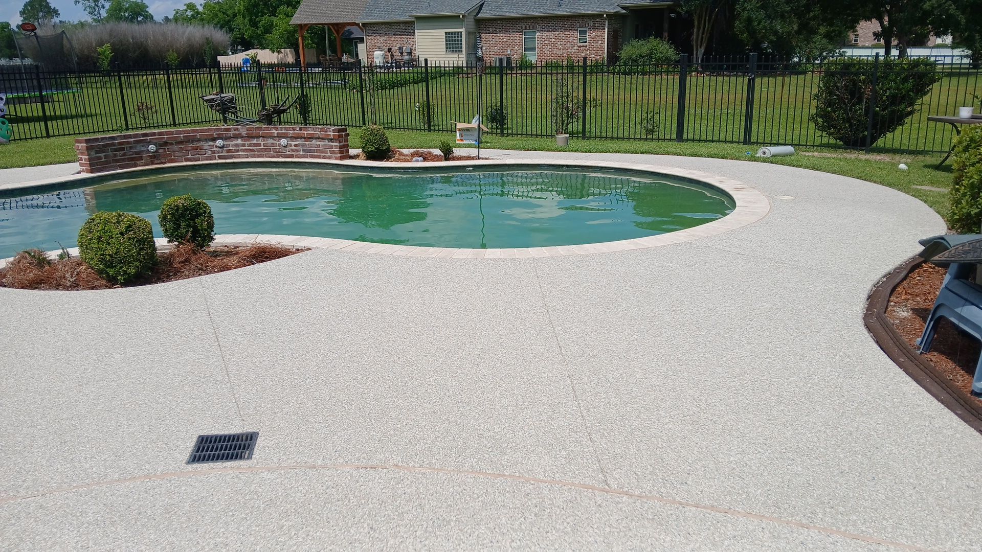 Pool deck coating by Omega